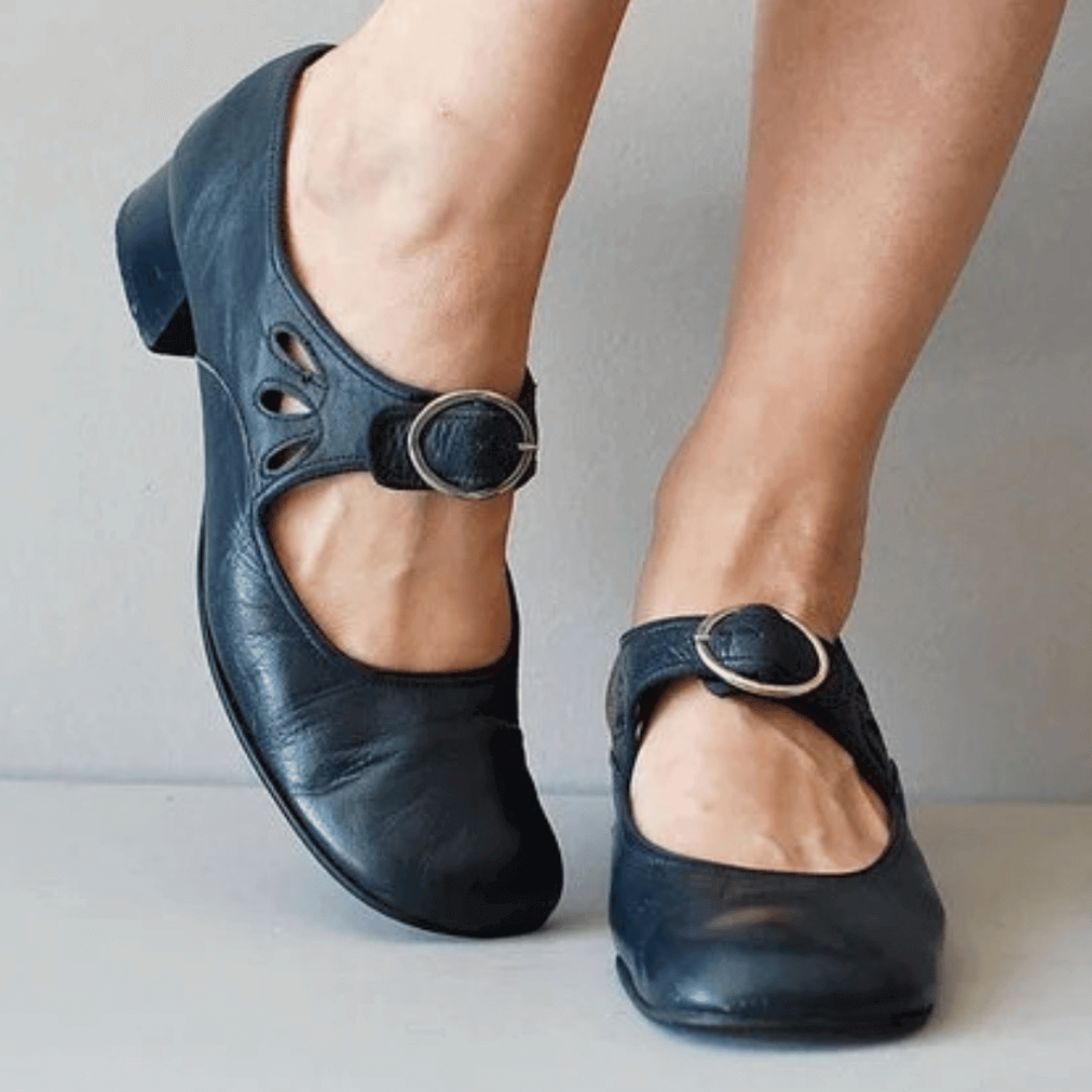 Elegant Vintage Women's Sandals with Low Heel for Perfect Comfort