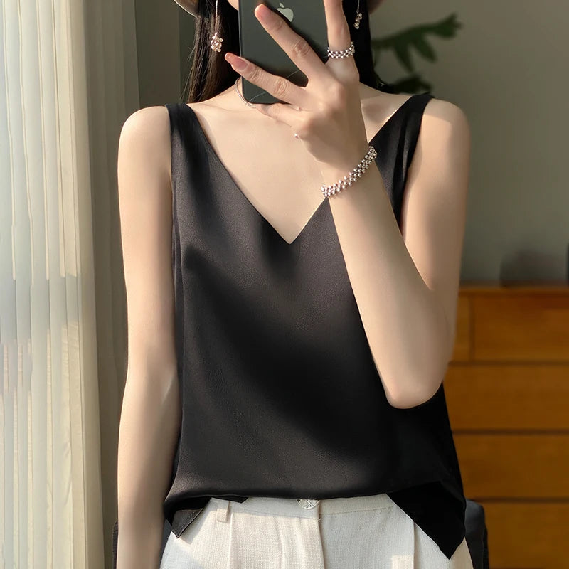Women's Top Maskil - Stunning Design and Unmatched Softness