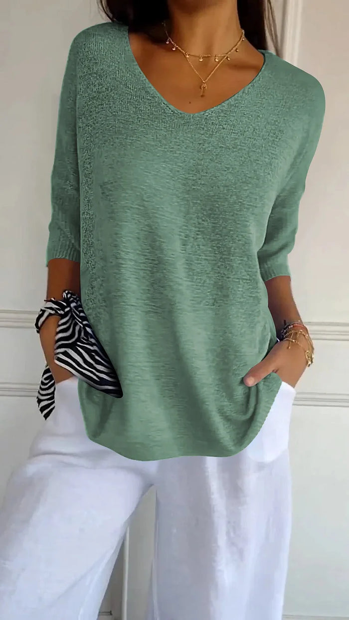 Kateria | Fashionable and Stylish Women's Shirt with V-Neck for Comfort and Perfect Style