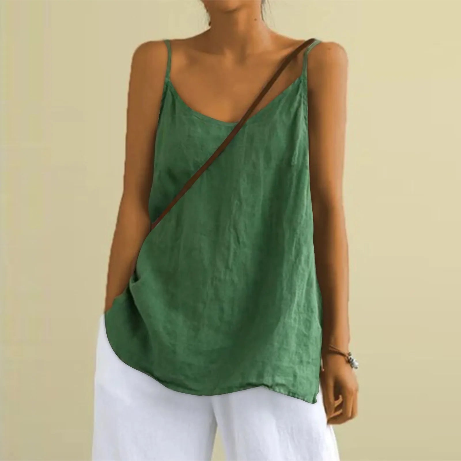 Women's Sleeveless Top - Casual Style and Perfect Comfort for Daily Wear