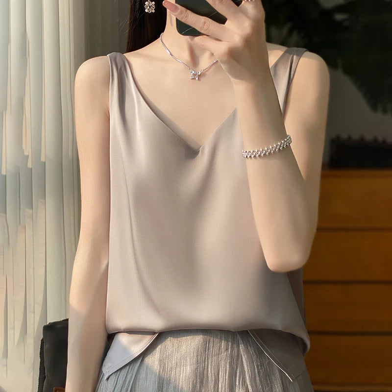 Women's Top Maskil - Stunning Design and Unmatched Softness