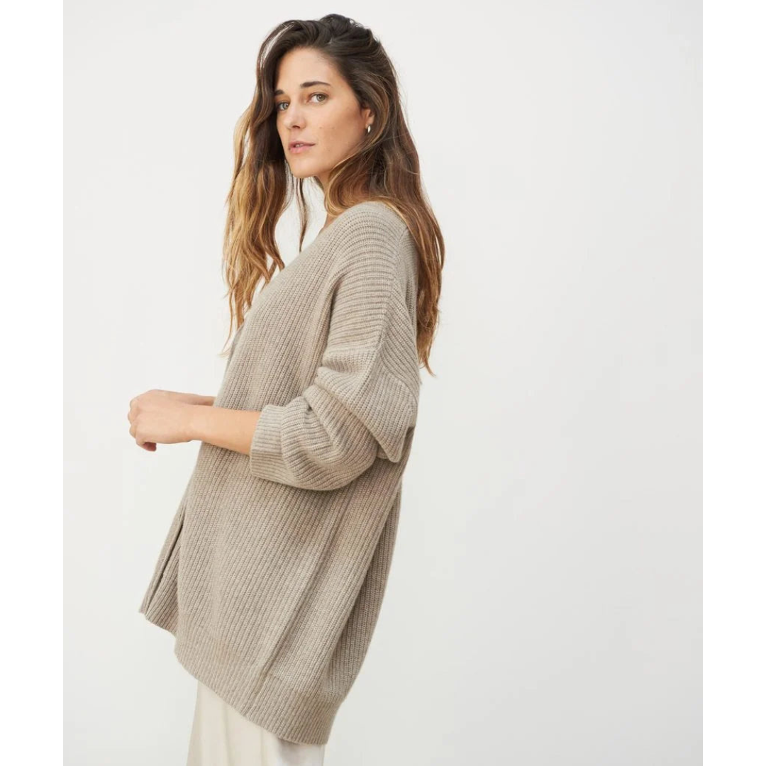 Arasi Dannen Long and Soft Cardigan - The Perfect Choice for Pleasant Days and Cozy Warmth