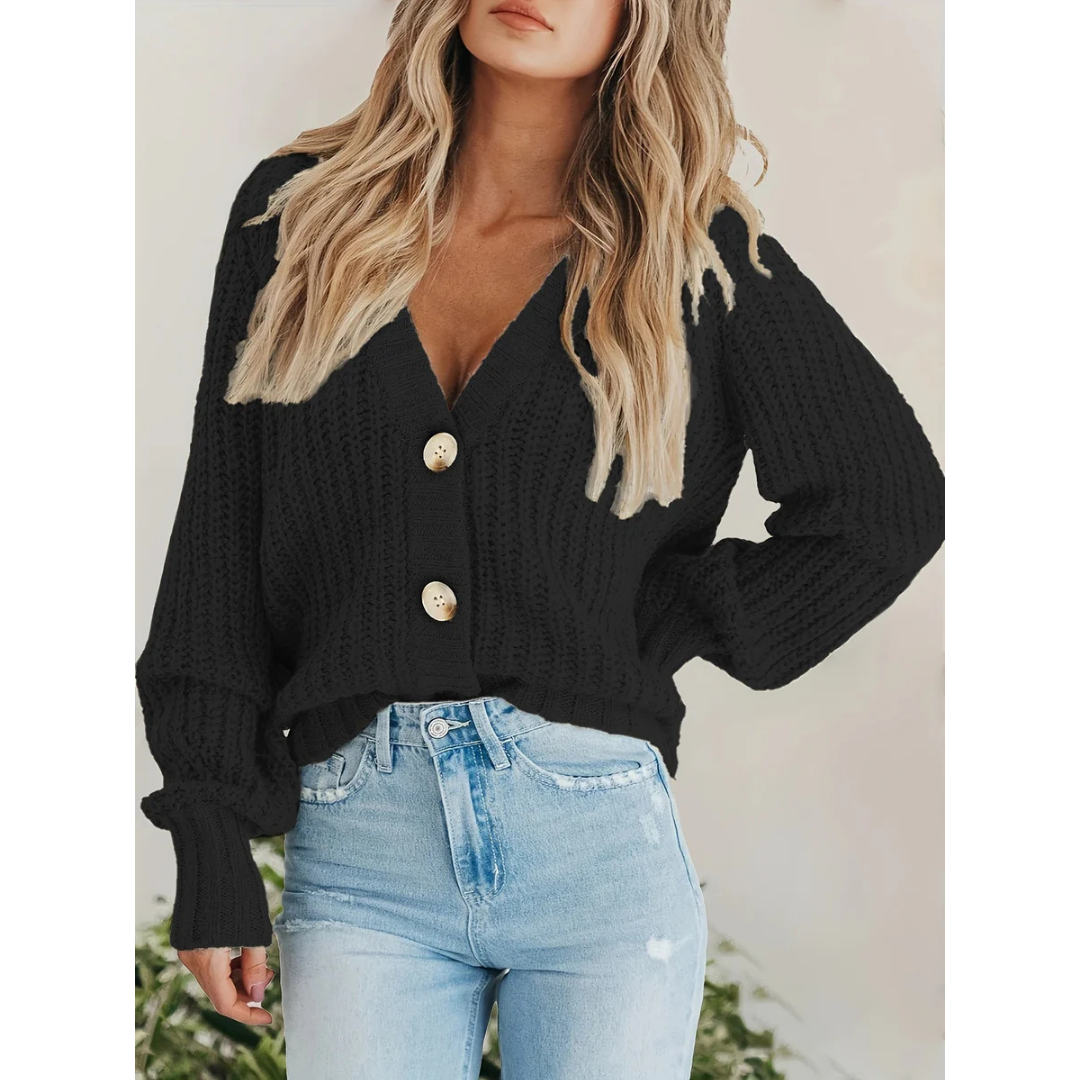 Long Elegant Women's Knit Jacket with Buttons and Soft Fleece Lining for Maximum Comfort