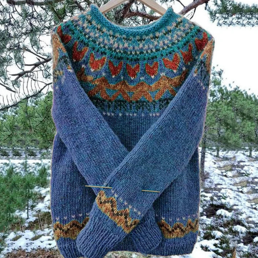 Women's Long Winter Sweater with Round Neck for Comfort and Warmth