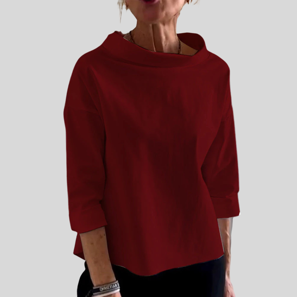 Elegant top with modern design to complete your look