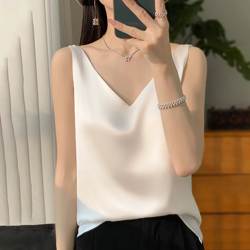 Women's Top Maskil - Stunning Design and Unmatched Softness