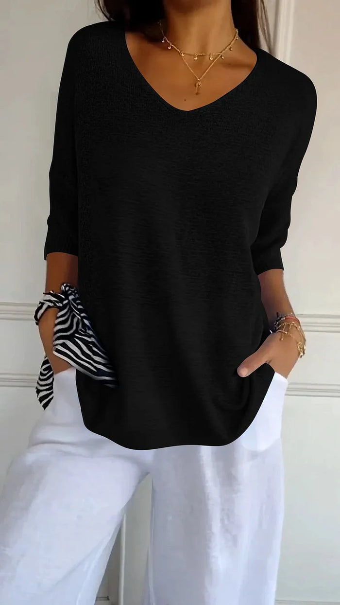 Kateria | Fashionable and Stylish Women's Shirt with V-Neck for Comfort and Perfect Style