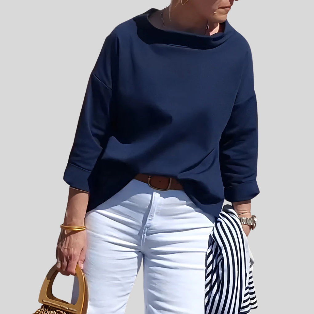 Elegant top with modern design to complete your look