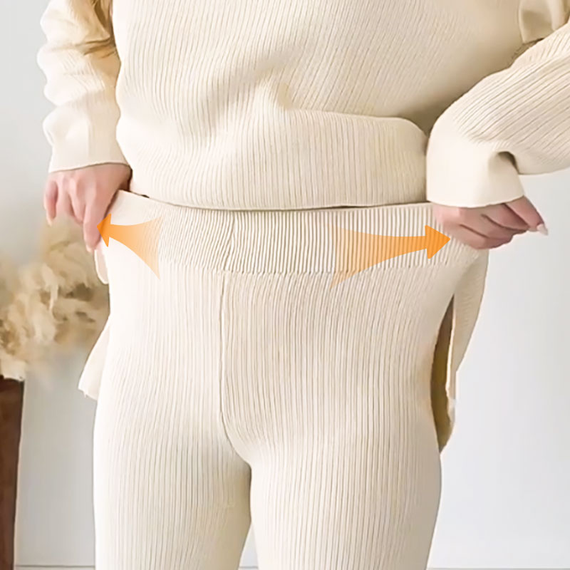 Arin - Stylish Daily Outfit Set with V-Neck in Two Pieces for Comfort and Perfect Style