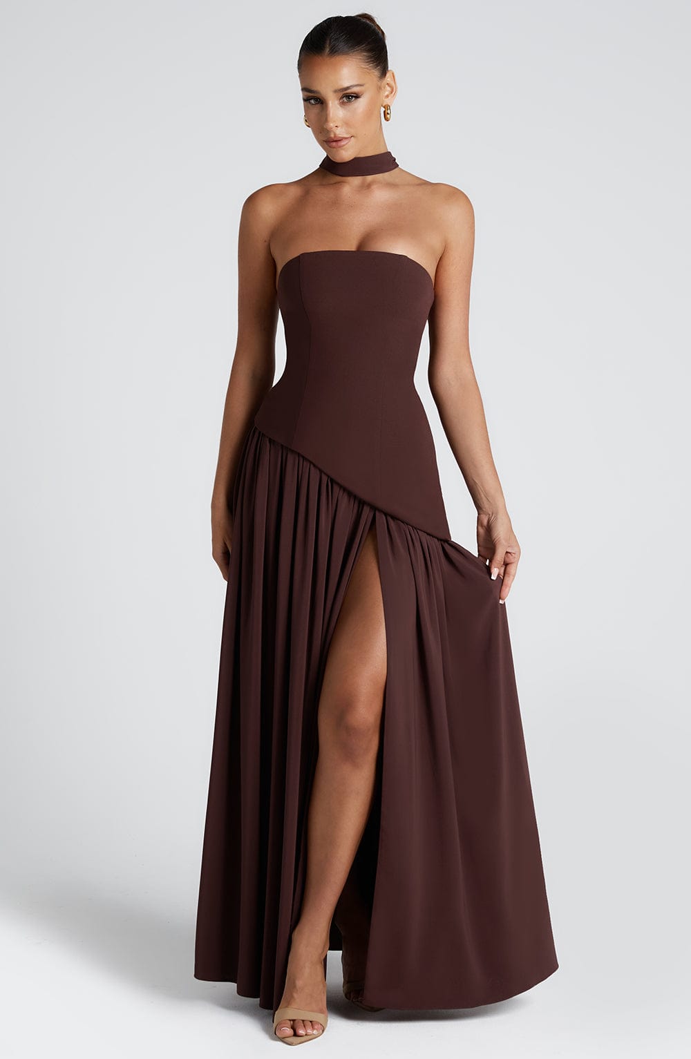Luxury Oreen bathrobe with a decorative slit for a stunning and elegant appearance