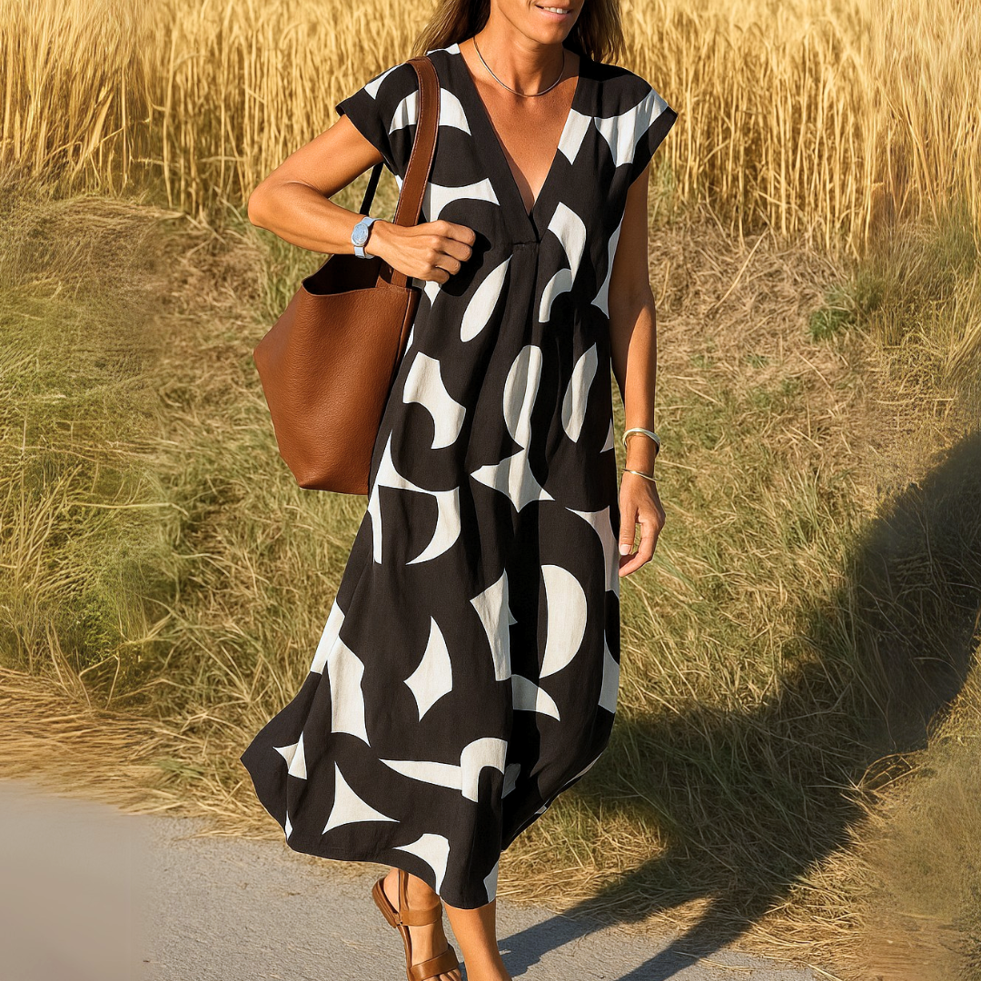 Comfortable and warm bathrobe with star printed design, perfect for pampering and comfort