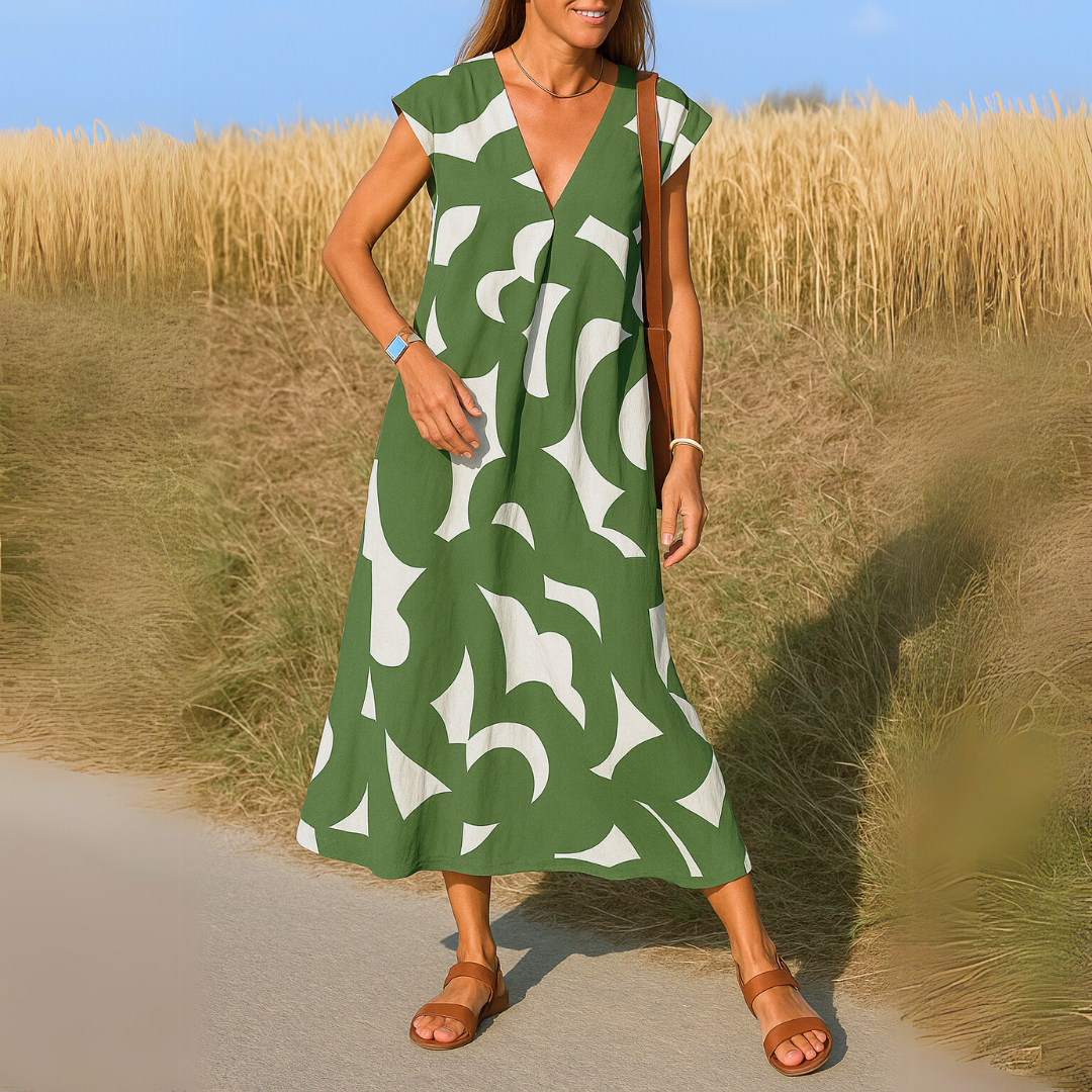 Comfortable and warm bathrobe with star printed design, perfect for pampering and comfort