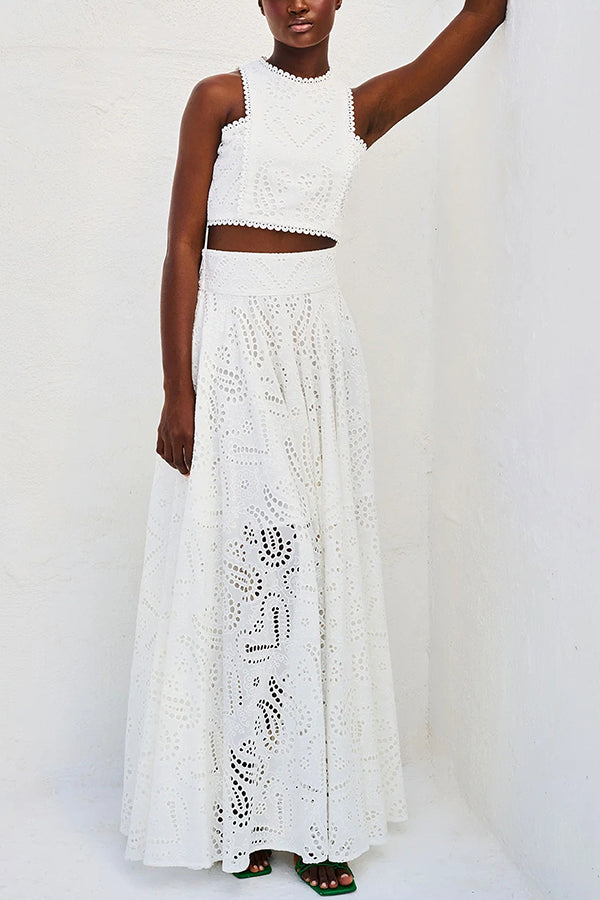 Elegant Cropped Blouse with Lace and Monogram Beads - Luxurious and Elegant Design from Paris