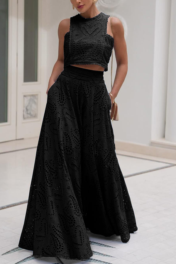 Elegant Cropped Blouse with Lace and Monogram Beads - Luxurious and Elegant Design from Paris