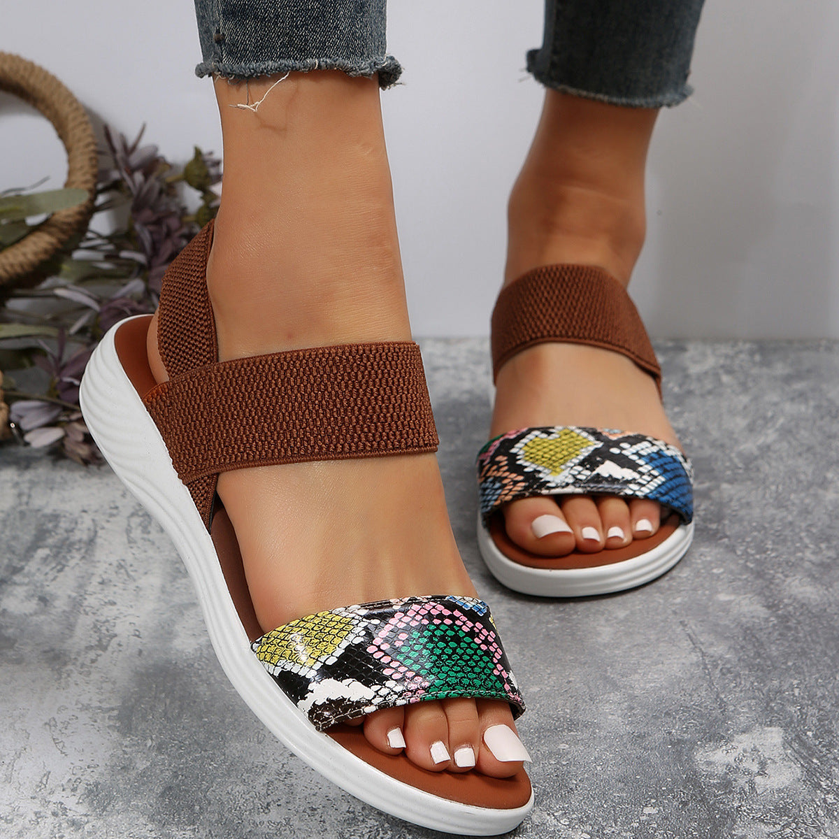 Women's Comfort Sandals - P'j Life β Fashionable and Comfortable Sandals for a Perfect Day