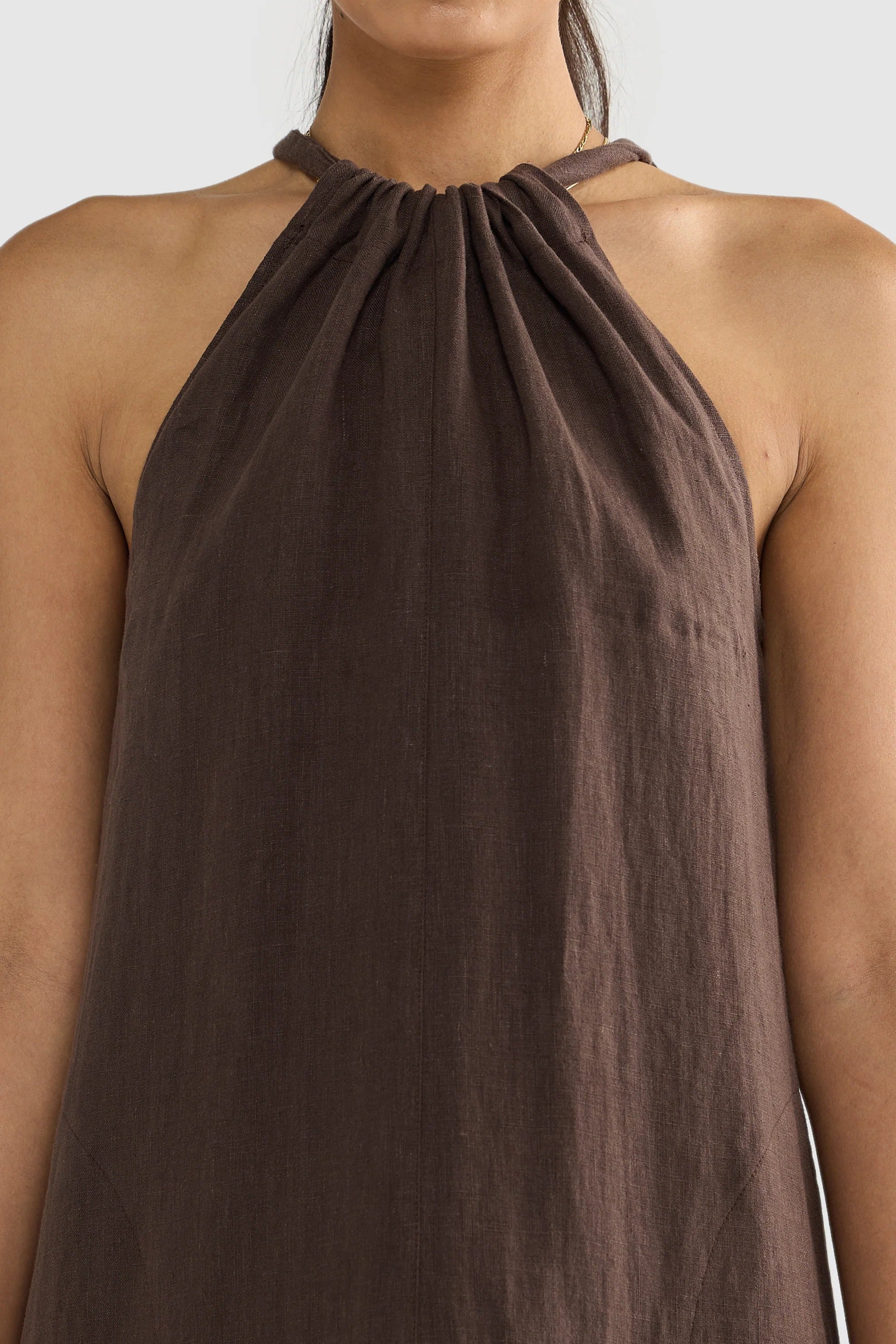 Elegant Beach Dress with Linen Belt for a Summer Style and Glamour