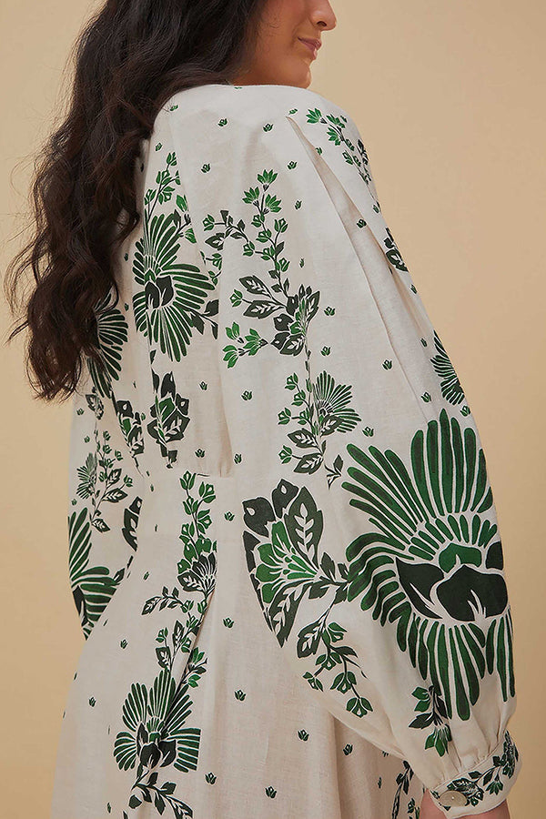 Elegant Maxi Dress with Botanical Design - A Natural and Stunning Addition for a Perfect Look
