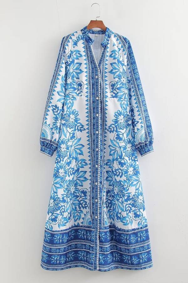 Elegant Maxi Dress with Botanical Design - A Natural and Stunning Addition for a Perfect Look