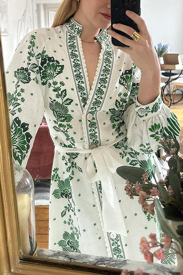 Elegant Maxi Dress with Botanical Design - A Natural and Stunning Addition for a Perfect Look