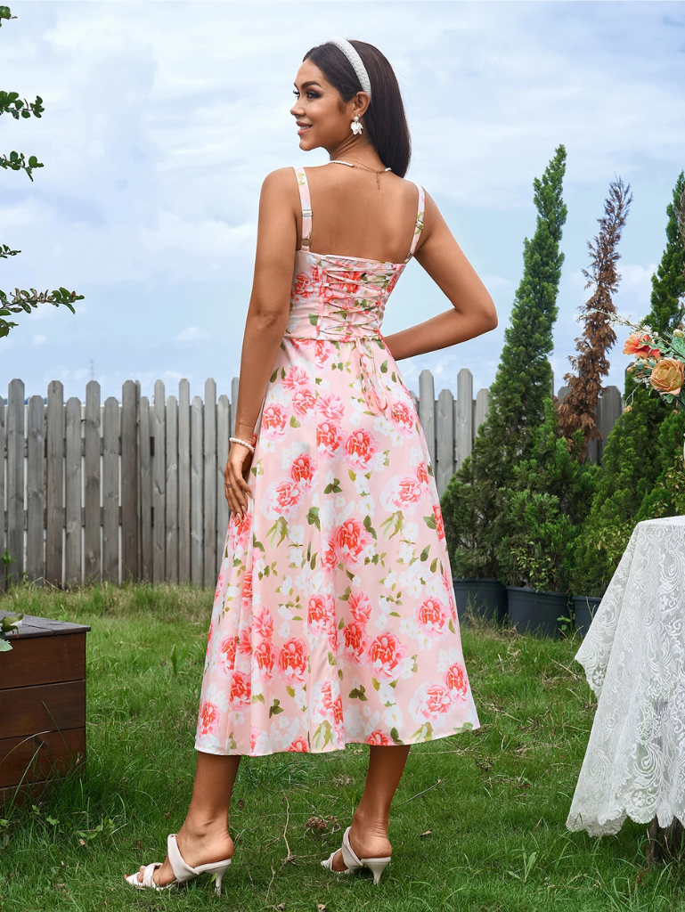 Elegant Bustier Dress with Lace Side and Adjustable Straps β A Must-Have for Special Occasions