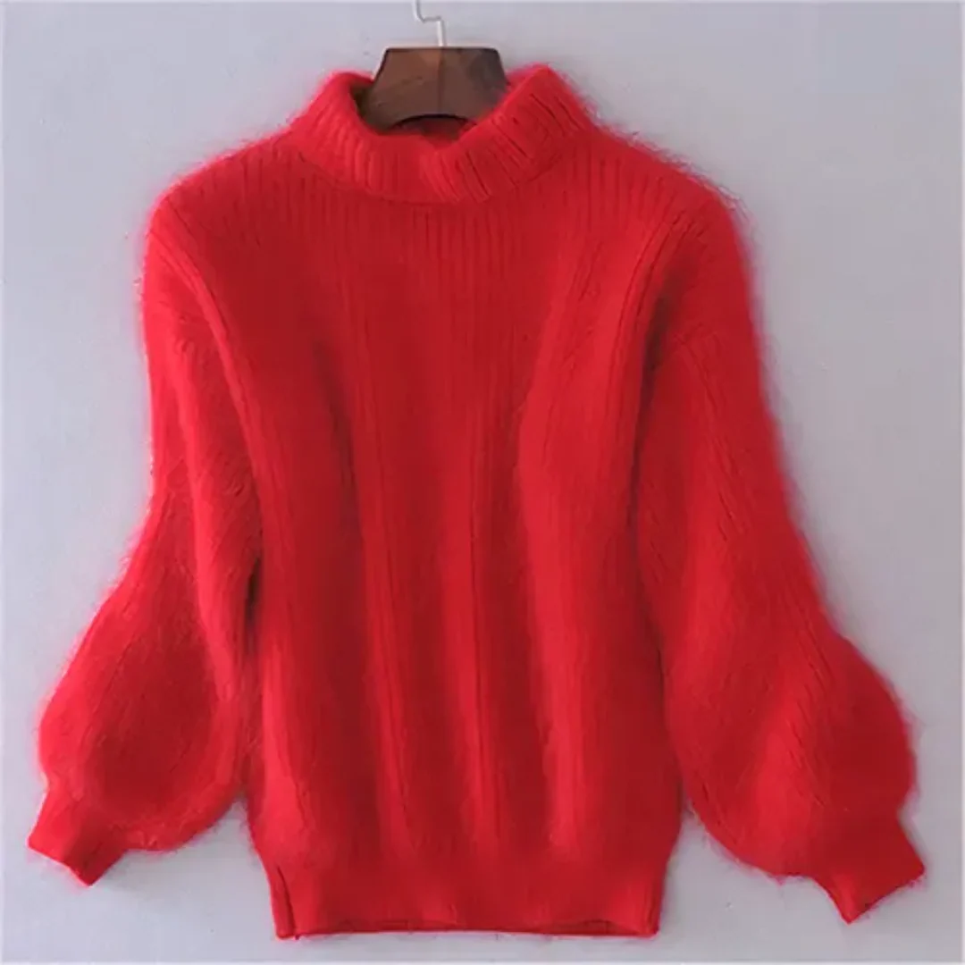 Elegant women's winter sweatshirt with long sleeves for warmth and comfort