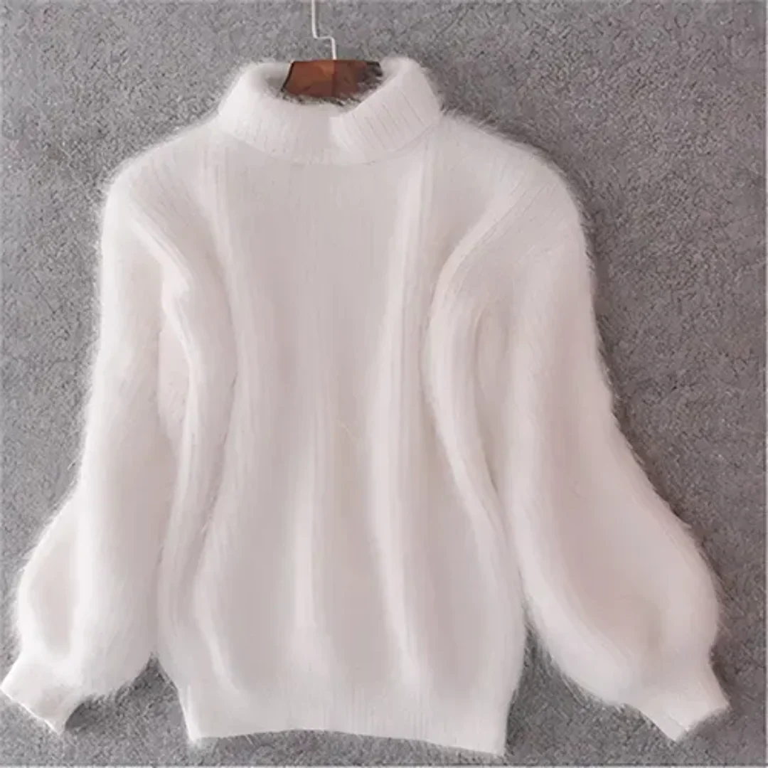 Elegant women's winter sweatshirt with long sleeves for warmth and comfort
