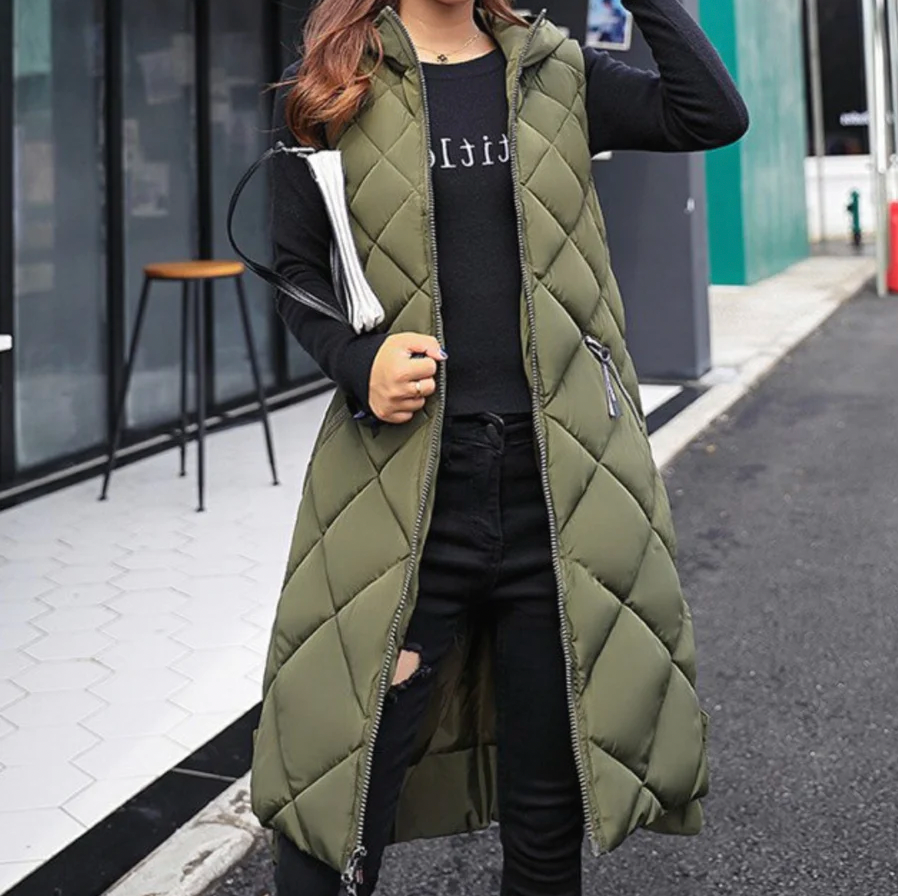 Stylish Women's Winter Coat with Hat - Very Long and Warm for Cold Days
