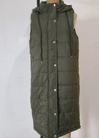 Jennifer | Long Comfortable and Elegant Vest with Hood β The Perfect Choice for Any Event