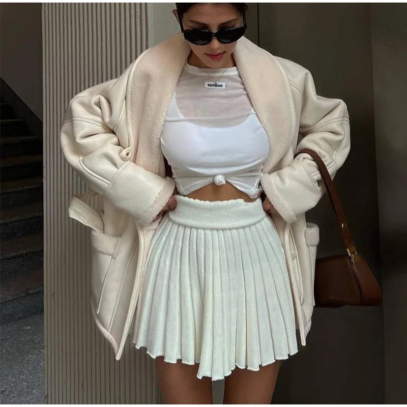 Johanna | Elegant matching set with a stylish belt for the perfect look