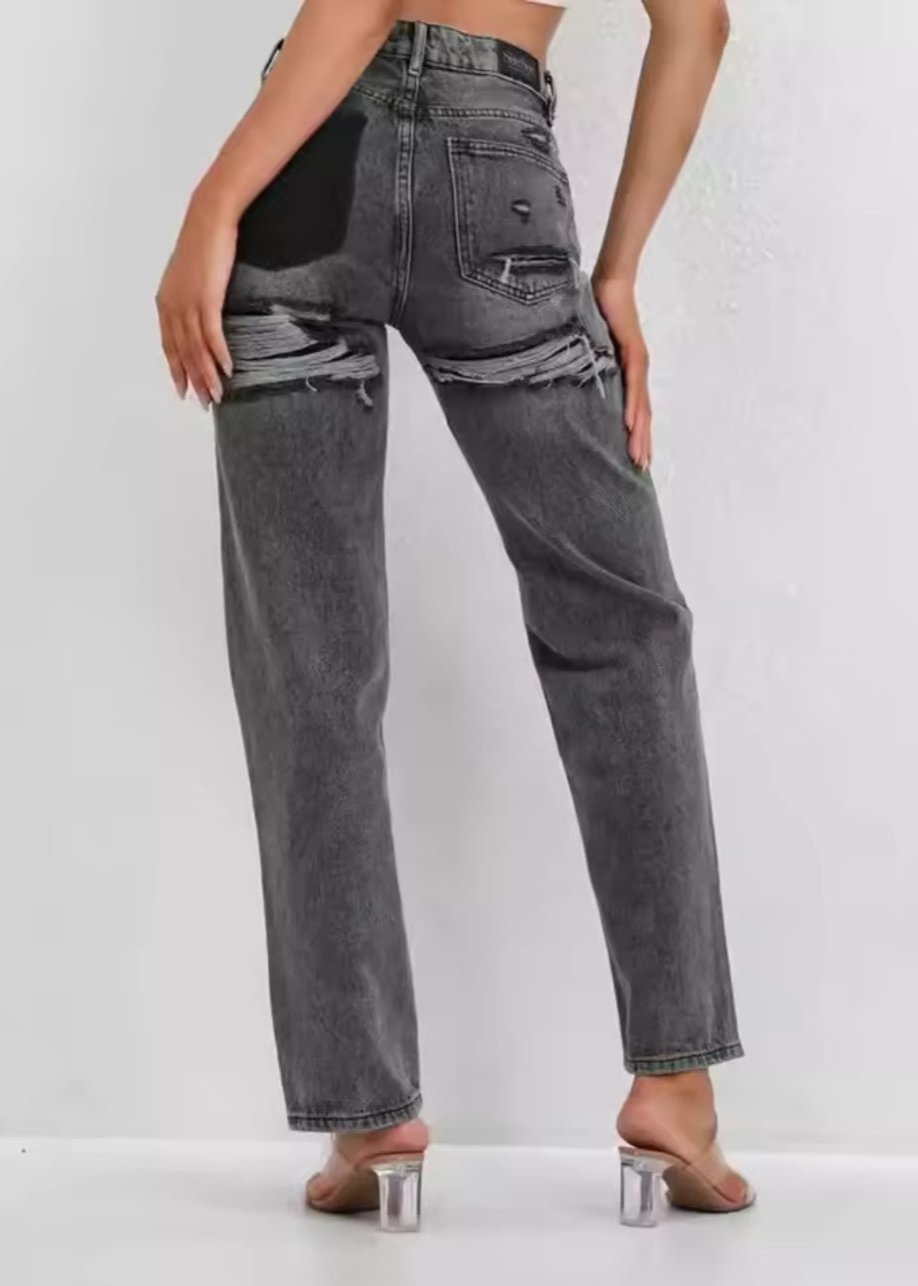 Women's Vintage Classic Jeans โ Everyday Comfort and Authentic Style