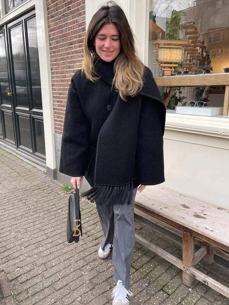 Vorna | Luxury and stylish women's coat for excitement at every occasion