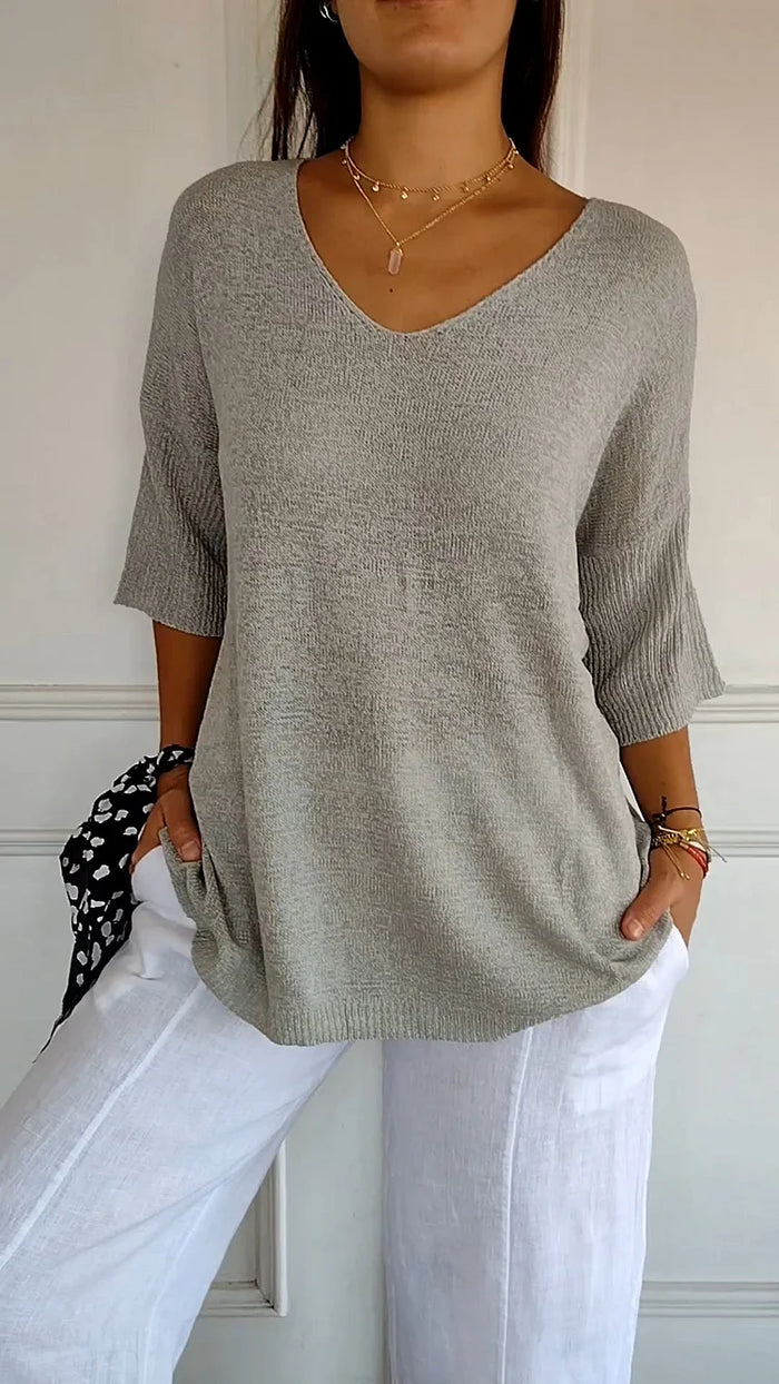 Kateria | Fashionable and Stylish Women's Shirt with V-Neck for Comfort and Perfect Style