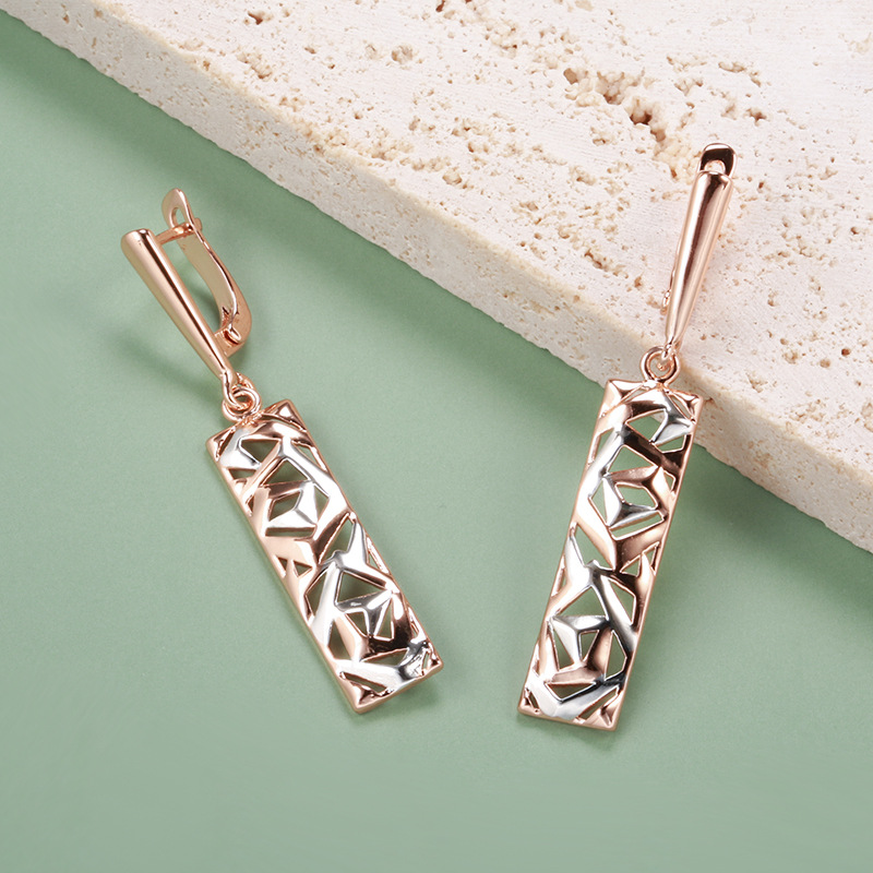Henley - Elegant Square Earrings Combined with Gold and Silver for a Perfect Style