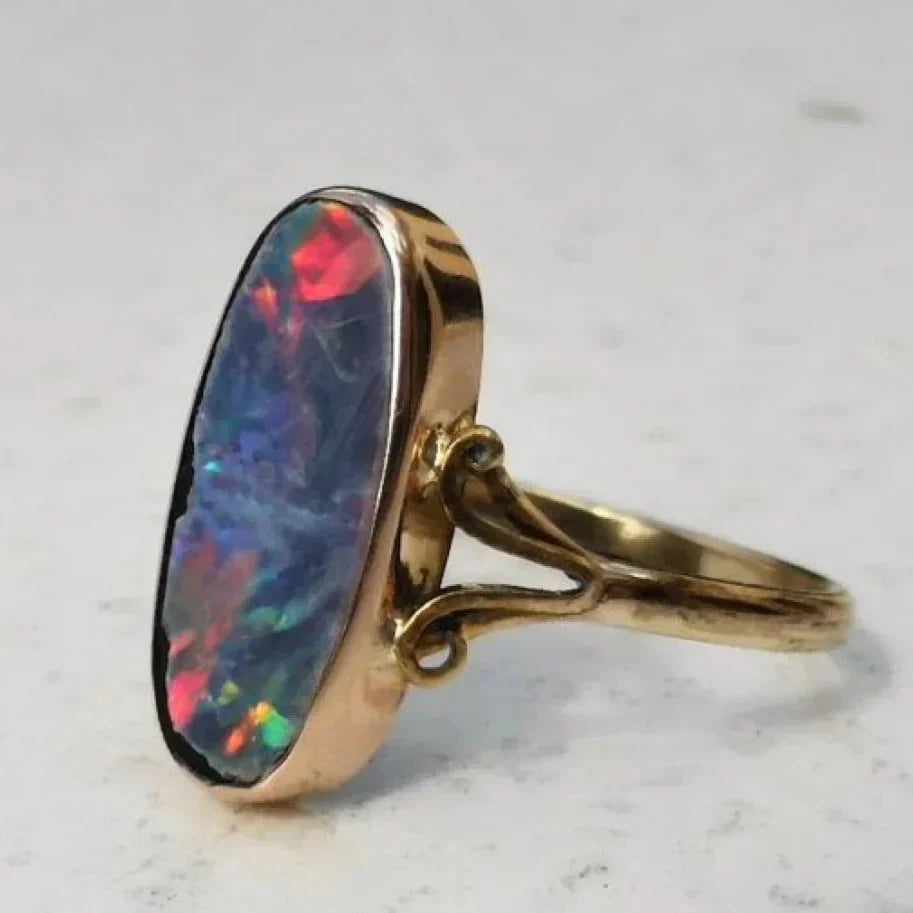 Kaira - Unique Vintage Style Colorful Opal Ring