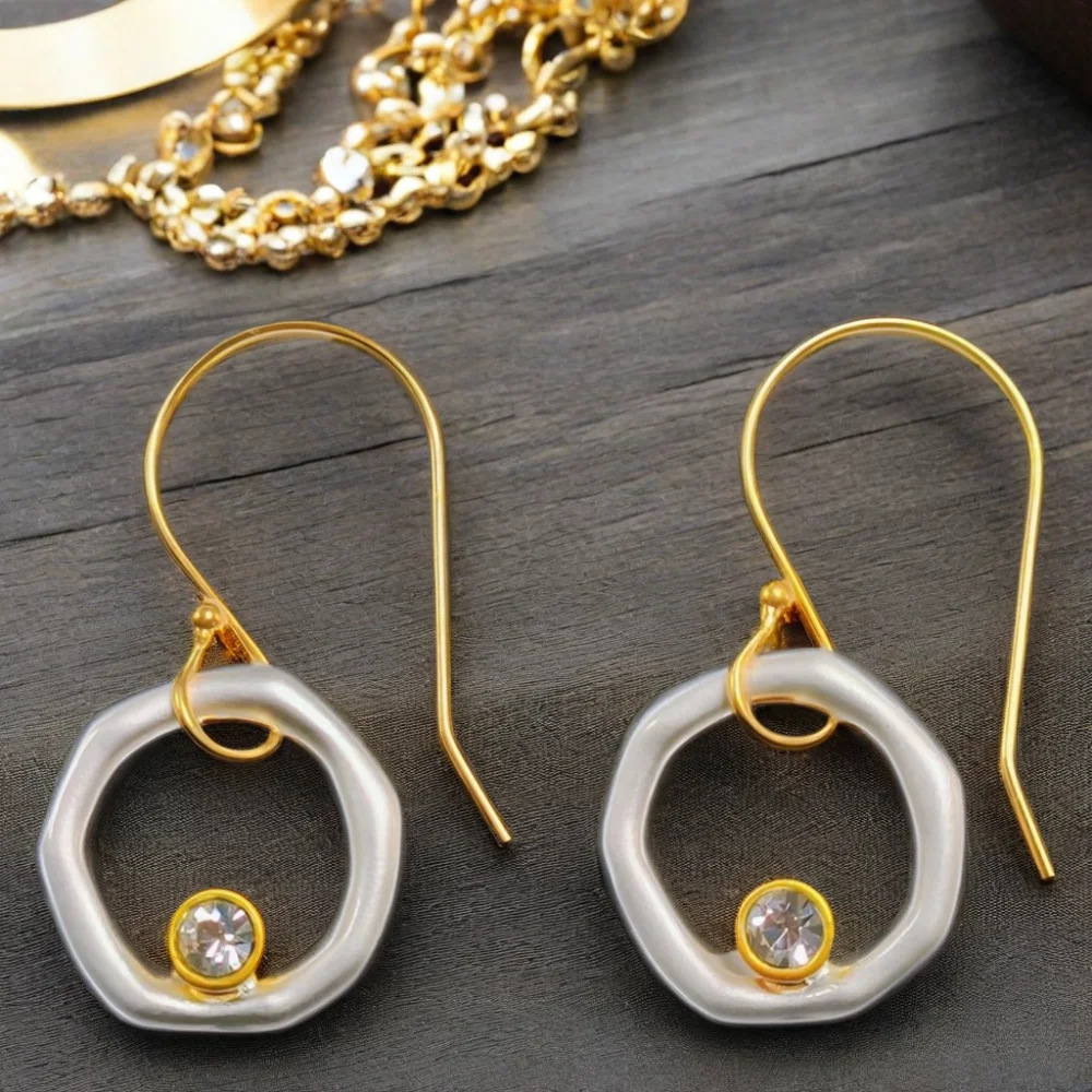 Luella โ Luxurious Zirconia Earrings in Gold and Silver with Unique Vintage Style