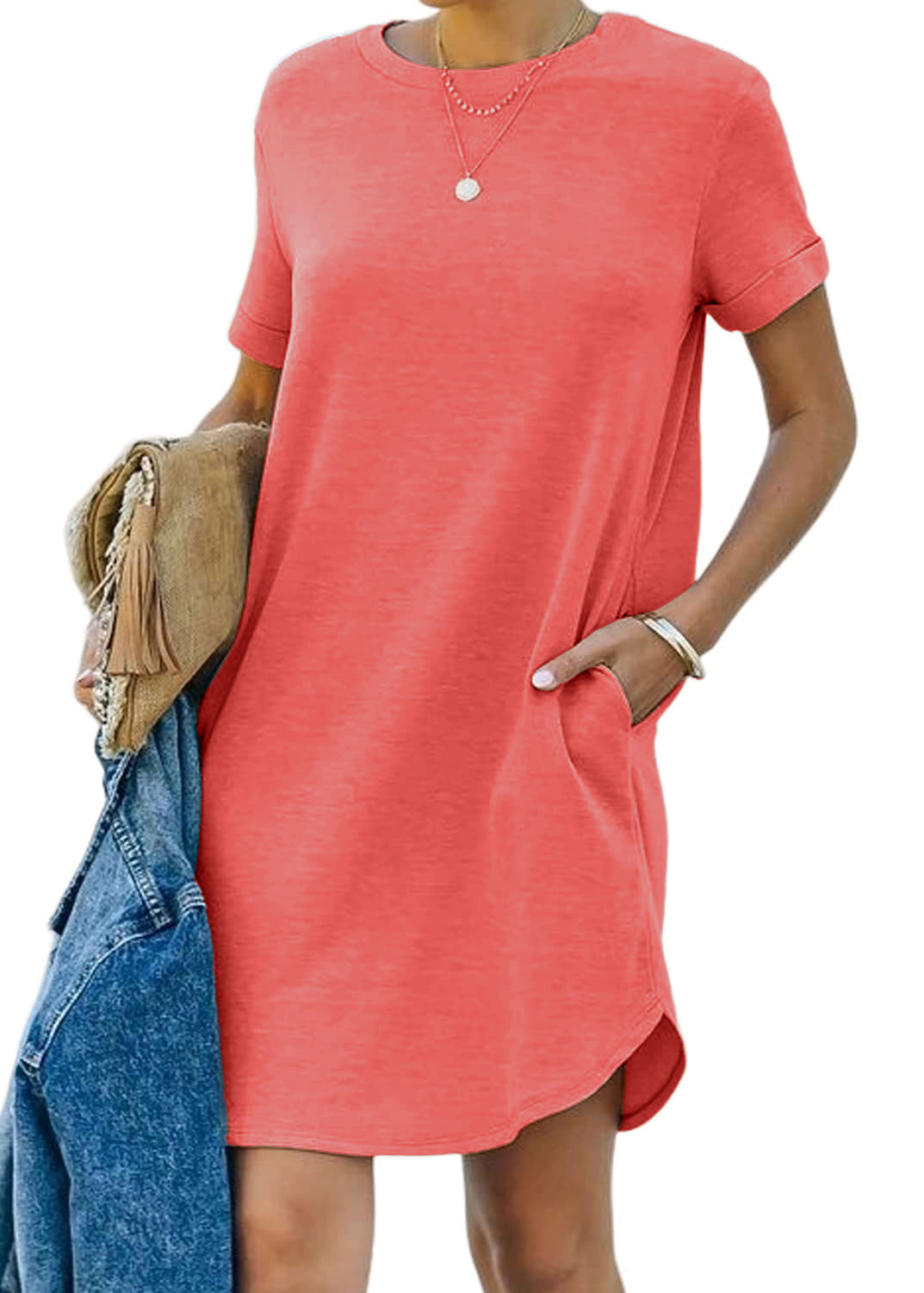 Lisa - Short and comfortable T-shirt dress with practical pockets for everyday wear