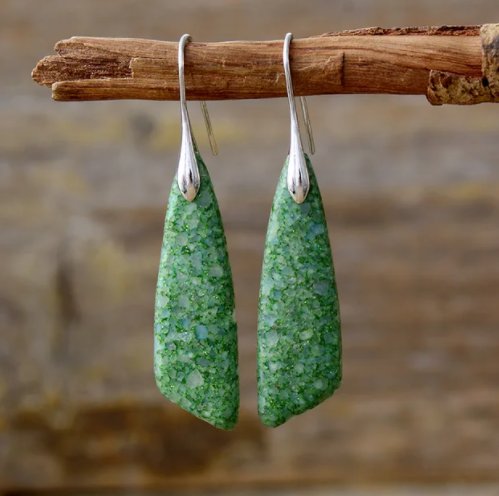 Letura - Stunning Vintage Style Natural Stone Earrings