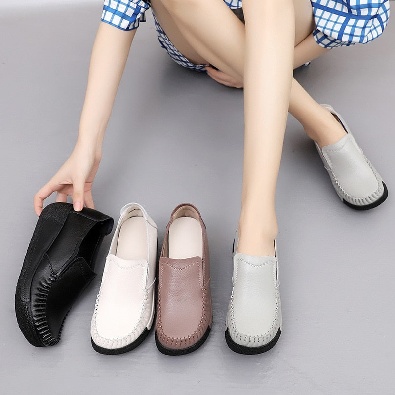 Stylish flat orthopedic moccasins for women for maximum comfort