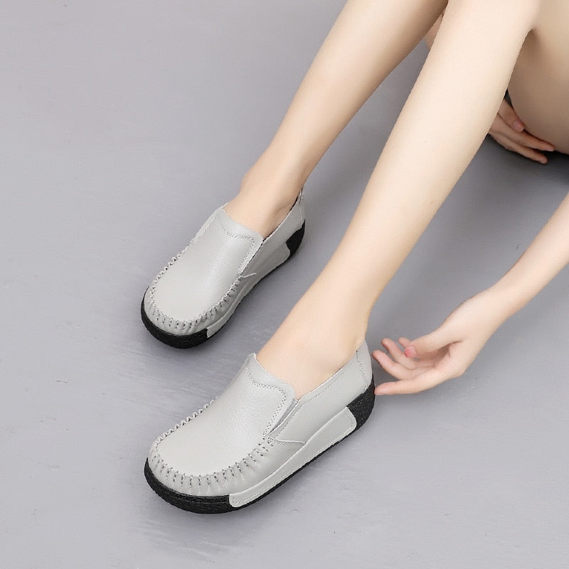 Stylish flat orthopedic moccasins for women for maximum comfort