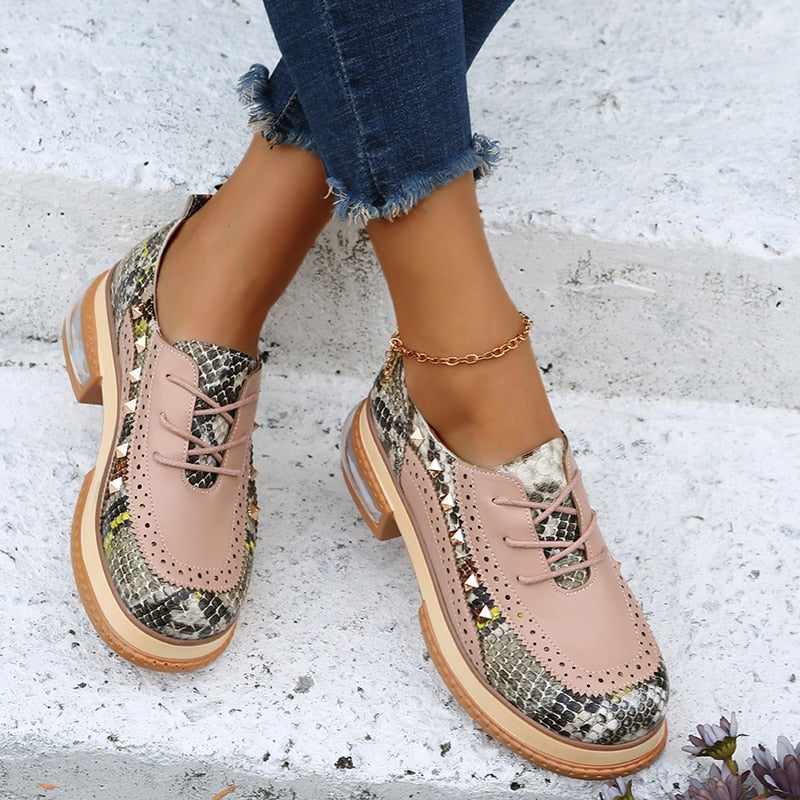 Orthopedic Mules in Vintage British Style for Comfortable Elegant Wear