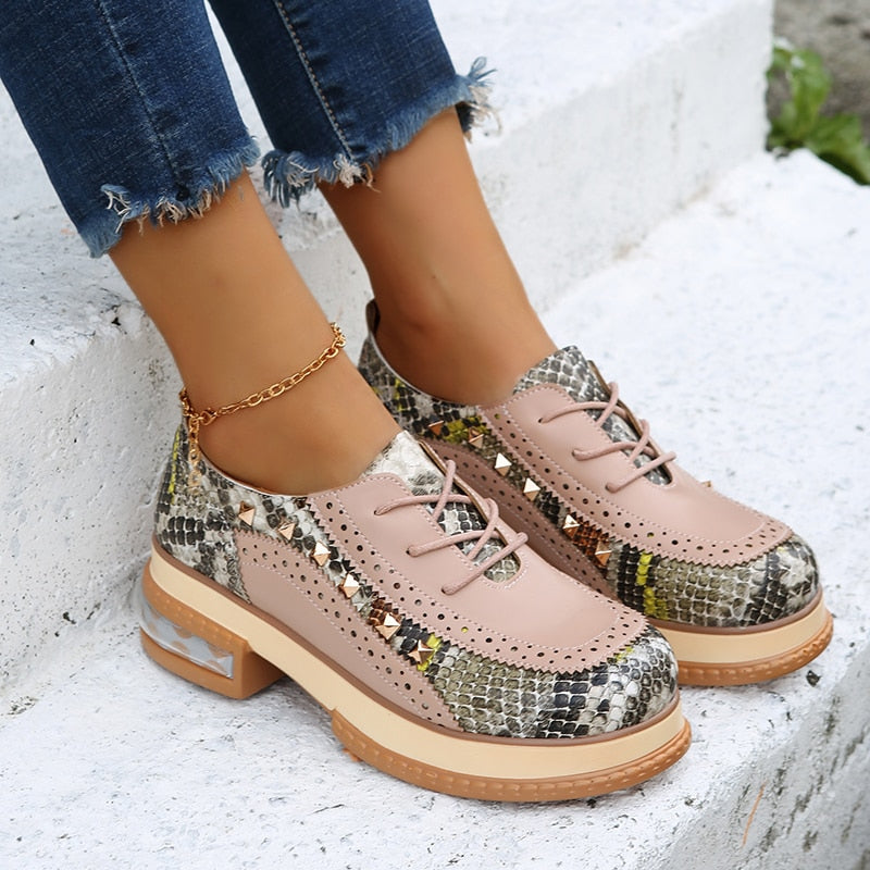 Orthopedic Mules in Vintage British Style for Comfortable Elegant Wear