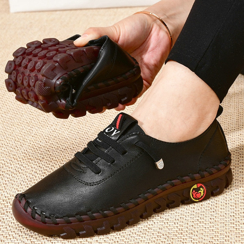 Elegant orthopedic women's shoes - a perfect combination of comfort and contemporary style
