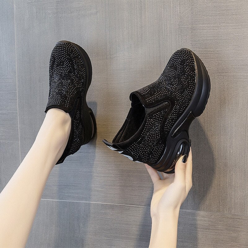 Elegant orthopedic platform shoes for women - Sinora, comfort and perfect style
