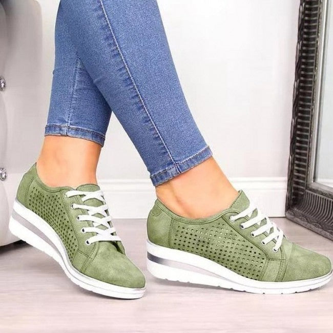 Orthopedic shoes with a special design and Sadma reinforcement for comfort and optimal support