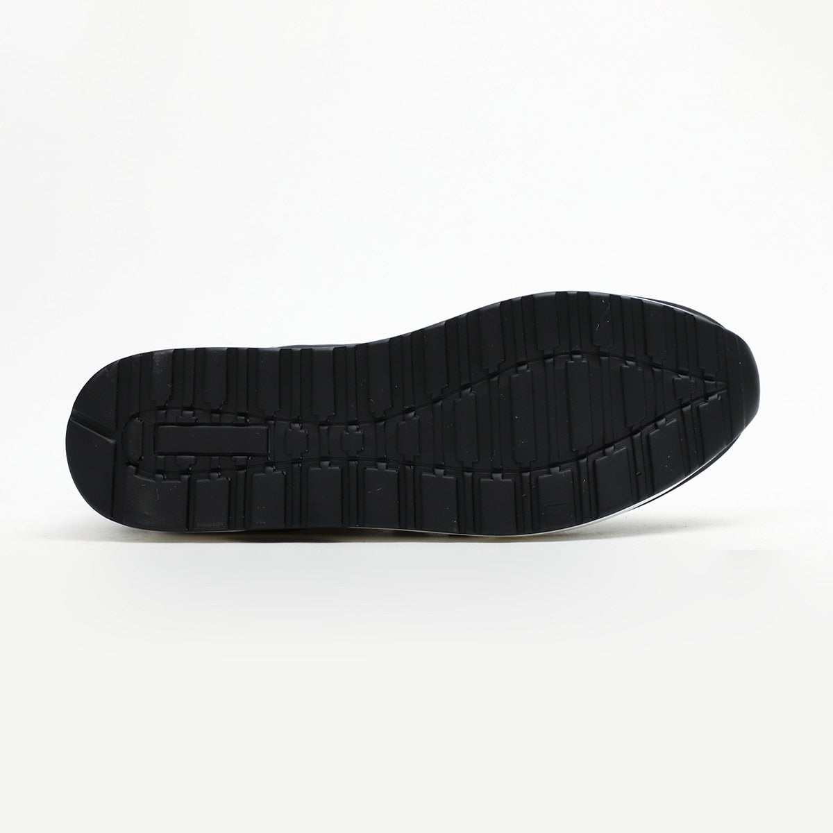 Orthopedic shoes with a special design and Sadma reinforcement for comfort and optimal support