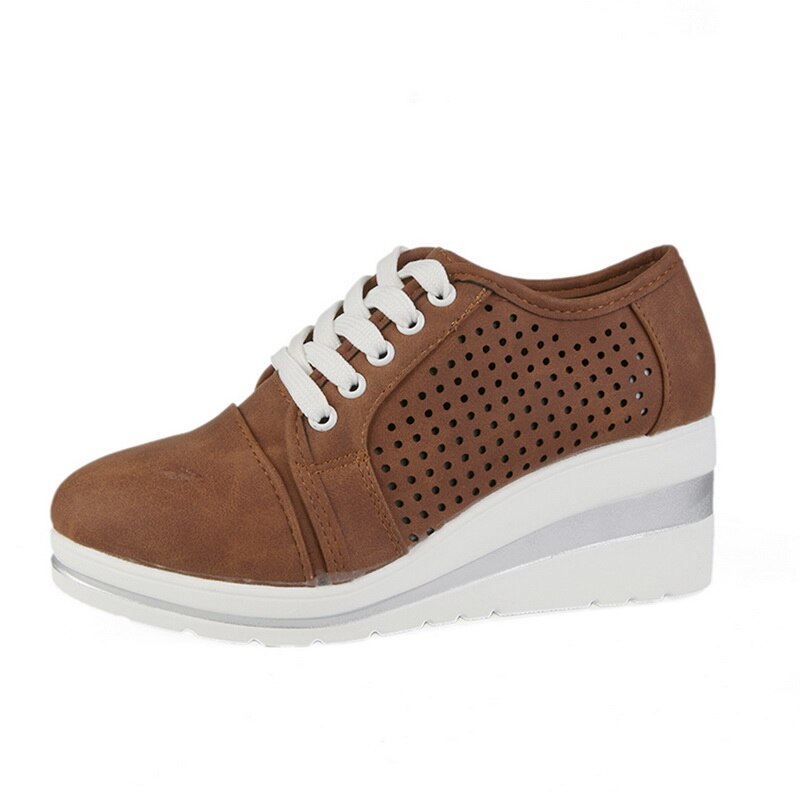 Orthopedic shoes with a special design and Sadma reinforcement for comfort and optimal support