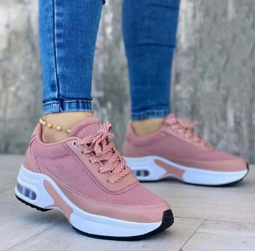 Orthopedic Spacious Shoes with Wide Heel for Optimal Support and Maximum Comfort