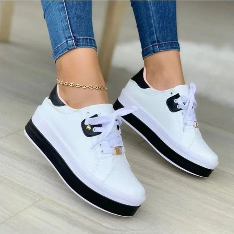 Comfortable orthotic shoes with a platform for easy and comfortable walking