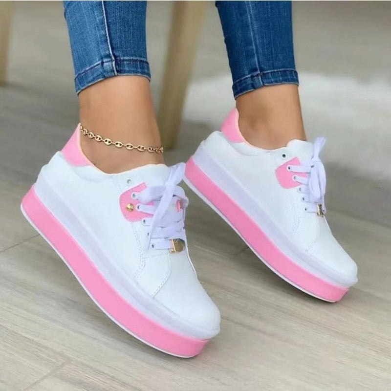 Comfortable orthotic shoes with a platform for easy and comfortable walking