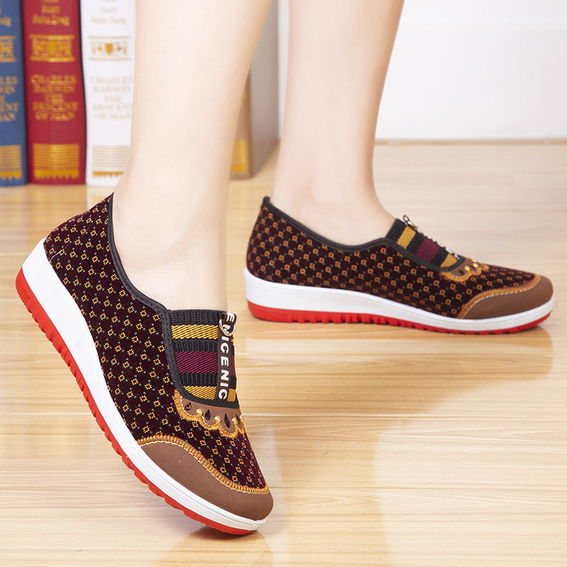 Nice orthopedic comfortable and elegant walking shoes for your day of activity